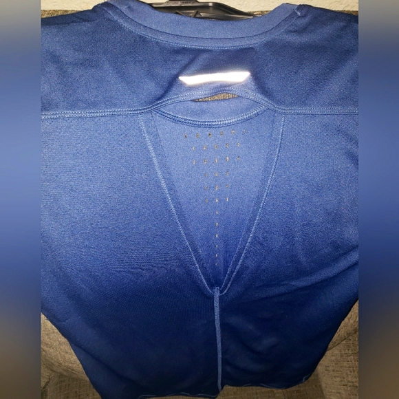 C9 Champion DuoDry Top Shirt Athletic Short Sleeve Cutout Back L Women Blue - Picture 7 of 8